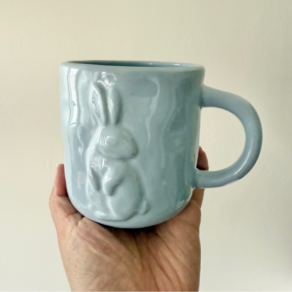 Blue rabbit mug coffee cup